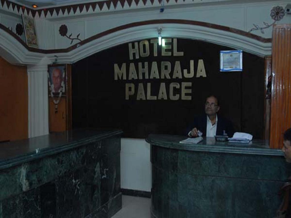Oyo 4956 Hotel Maharaja Palace Kanpur Cameră foto